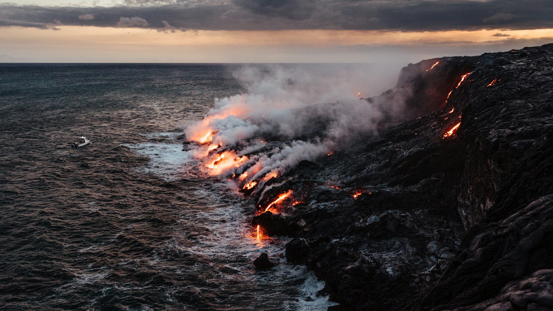 Big Island Volcano Day Trip (Ground)